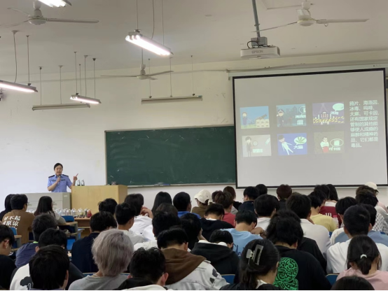 云龍區科協走進校園開展科普禁毒知識宣講活動137.png 云龍區科協走進校園開展科普禁毒知識宣講活動137.png